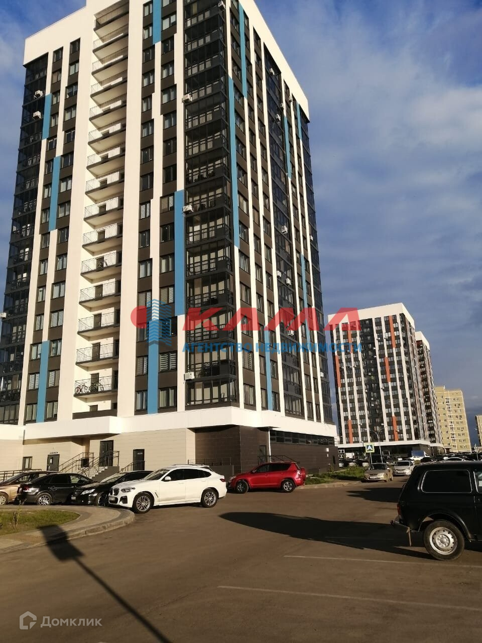 Купить 3-комнатную квартиру, 57.6 м² по адресу Республика Татарстан,  Набережные Челны, Сармановский тракт, 27, 7 этаж за 5 650 000 руб. в  Домклик — поиск, проверка, безопасная сделка с жильем в офисе Сбербанка.