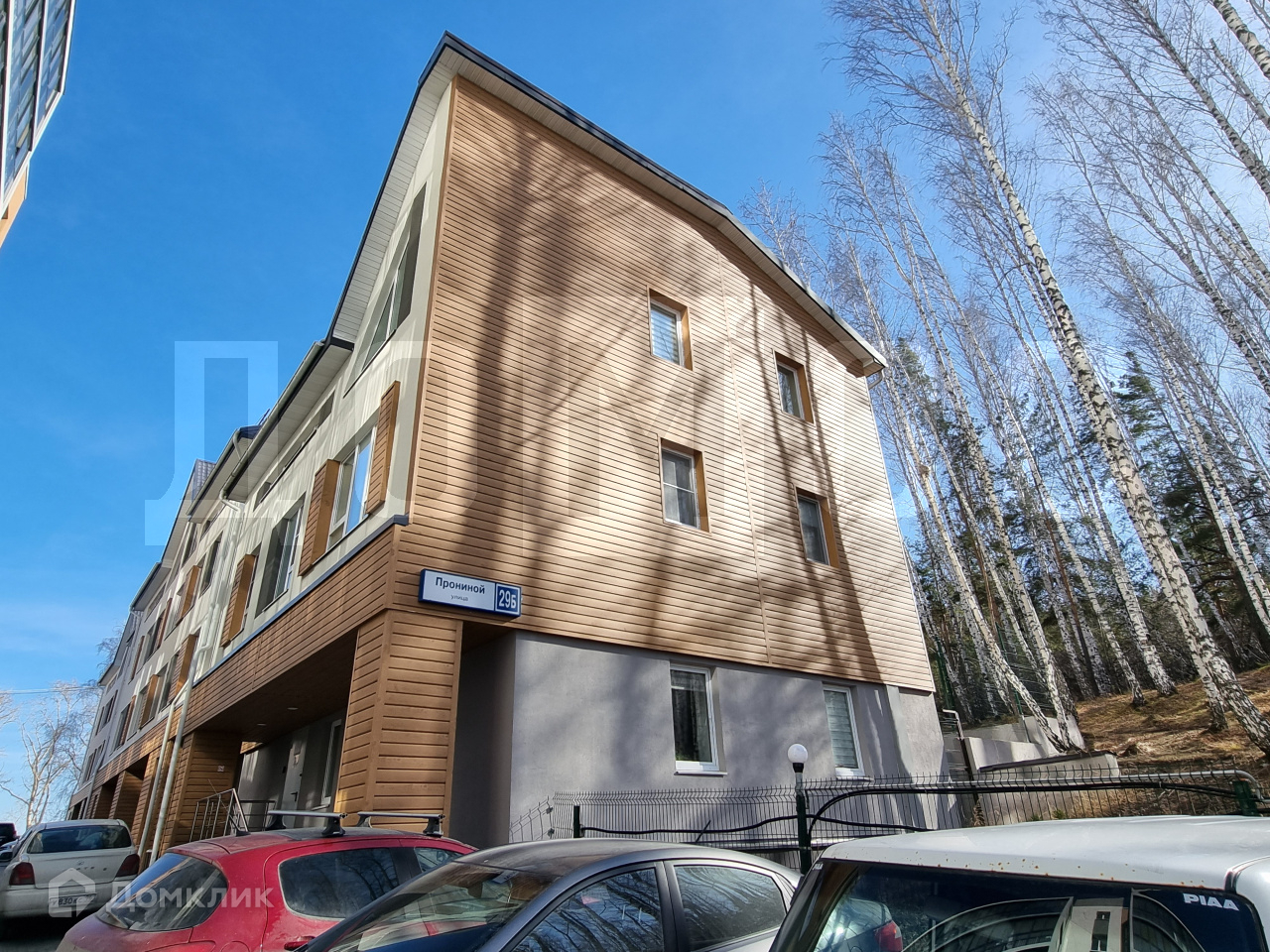 Купить 2-комнатные апартаменты, 49.4 м² по адресу Свердловская область,  Екатеринбург, улица Прониной, 29Б, 3 этаж за 4 150 000 руб. в Домклик —  поиск, проверка, безопасная сделка с жильем в офисе Сбербанка.