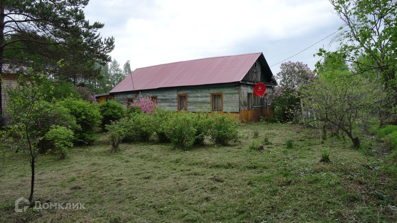 Купить дом, 67.8 м² по адресу Хабаровский край, район им. Лазо, село  Кругликово, Вокзальная улица, 43 за 1 200 000 руб. в Домклик — поиск,  проверка, безопасная сделка с жильем в офисе Сбербанка.