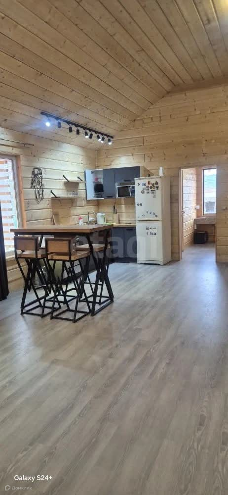 Kuća, 160 m²