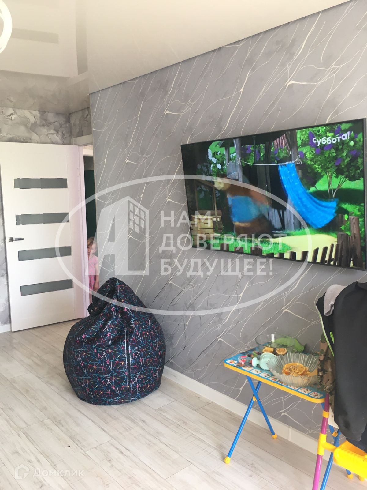 Купить 2-комнатную квартиру, 43 м² по адресу Удмуртская Республика, Глазов,  улица Карла Маркса, 13А, 8 этаж за 3 150 000 руб. в Домклик — поиск,  проверка, безопасная сделка с жильем в офисе Сбербанка.