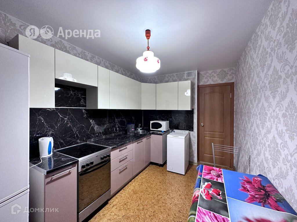 Снять 1-комнатную квартиру, 35 м² по адресу Московская область, Одинцово,  Комсомольская улица, 7, 8 этаж, метро станция Одинцово по цене 40 000 руб.  в месяц - Домклик — поиск, проверка, безопасная сделка с жильем в офисе  Сбербанка.