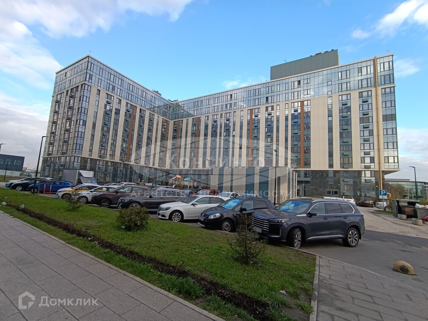 Москва, Сколковское шоссе, 40 к1 - Aanzicht 2