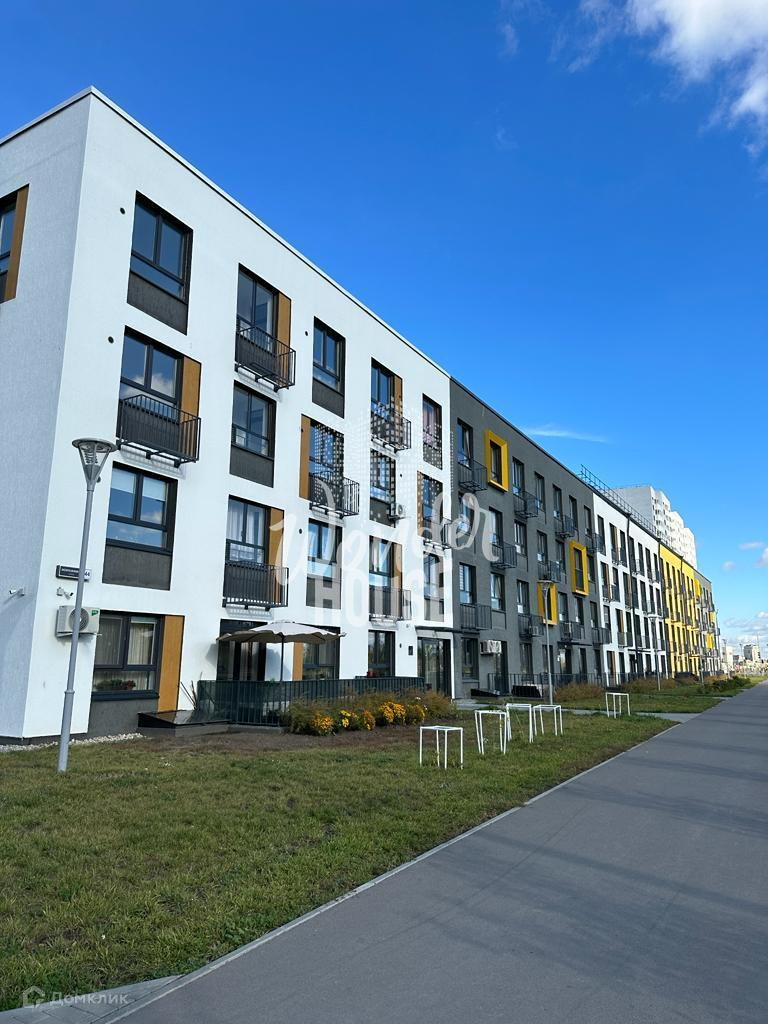 Купить 2-комнатную квартиру, 53.2 м² по адресу Тюмень, улица ...