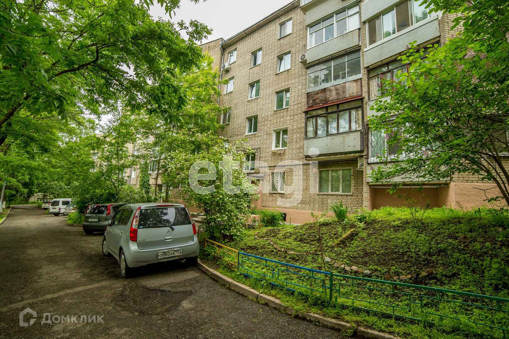 Снять 2-комнатную квартиру, 55.8 м² по адресу Приморский край, Владивосток,  Некрасовская улица, 96/3, 5 этаж по цене 52 000 руб. в месяц - Домклик —  поиск, проверка, безопасная сделка с жильем в офисе Сбербанка.