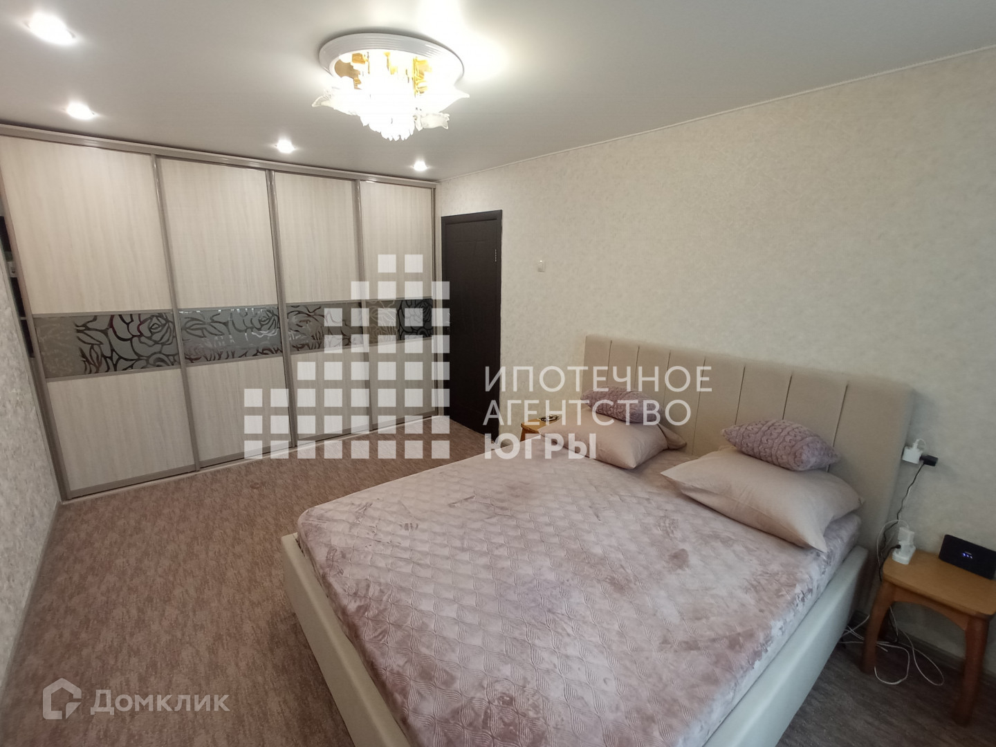 Купить 2-комнатную квартиру, 36 м² по адресу Ханты-Мансийский автономный  округ, Нижневартовск, улица Чапаева, 38, 8 этаж за 3 300 000 руб. в Домклик  — поиск, проверка, безопасная сделка с жильем в офисе Сбербанка.