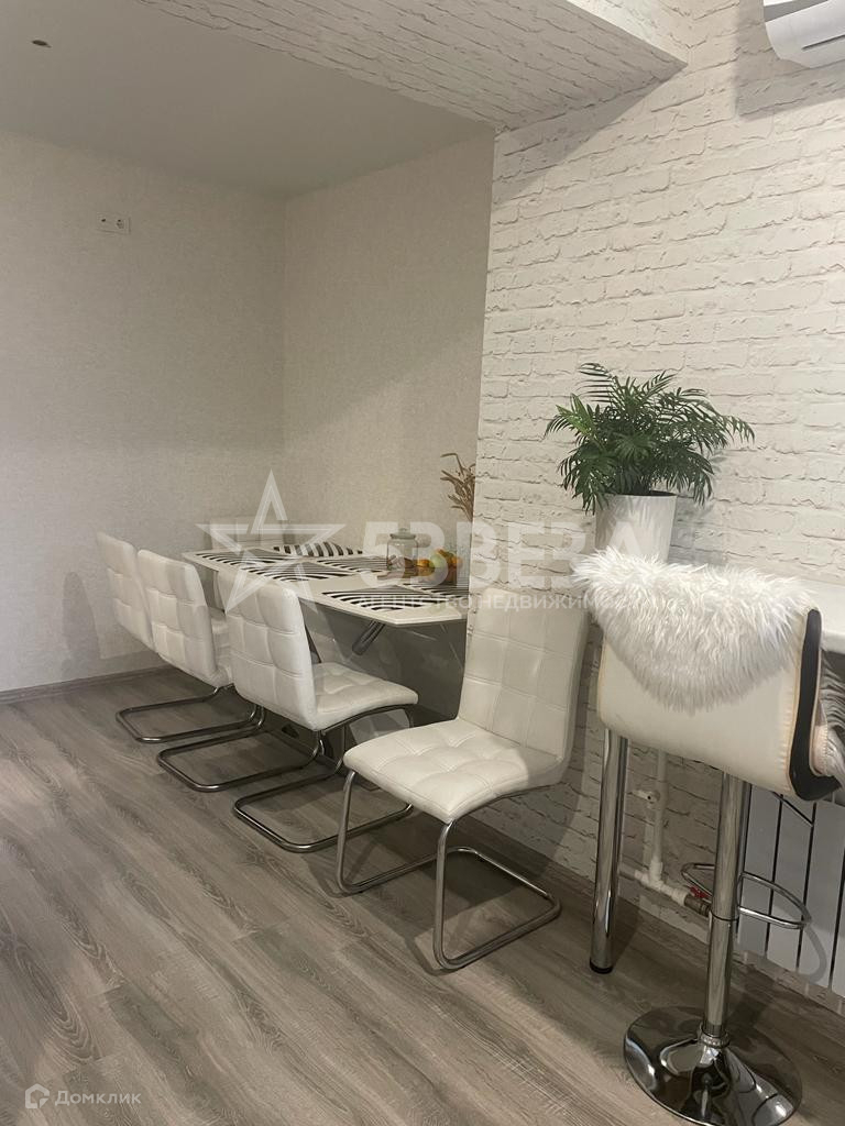 Купить 2-комнатную квартиру, 85 м² по адресу Ростовская область, Аксай ...