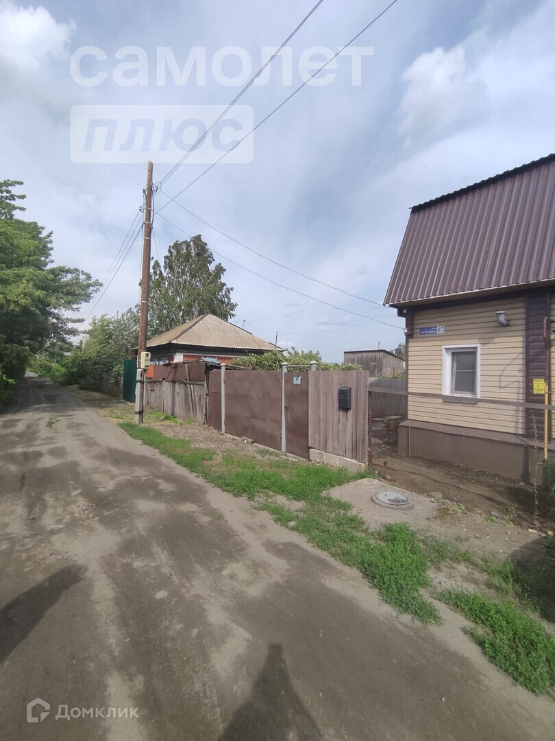 Купить дом, 82.2 м² по адресу Алтайский край, Бийск, 2-я улица Михаила  Калинина, 65 за 4 300 000 руб. в Домклик — поиск, проверка, безопасная  сделка с жильем в офисе Сбербанка.