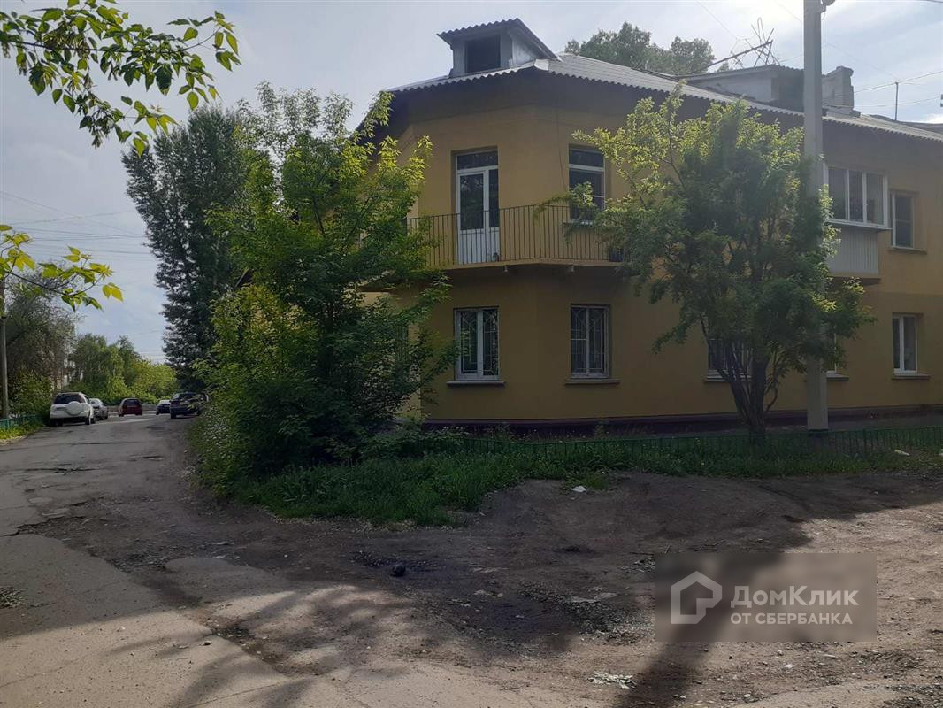 Купить 1-комнатную квартиру, 40.2 м² по адресу Иркутск, Байкальская улица,  153, 1 этаж за 3 200 000 руб. в Домклик — поиск, проверка, безопасная  сделка с жильем в офисе Сбербанка.