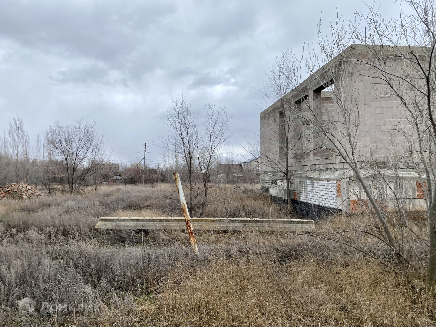 Купить участок, 12 сот., ИЖС по адресу Волгоградская область, Светлоярский  район, посёлок Кирова, улица 3-й участок, 1 за 1 850 000 руб. в Домклик —  поиск, проверка, безопасная сделка с жильем в офисе Сбербанка.