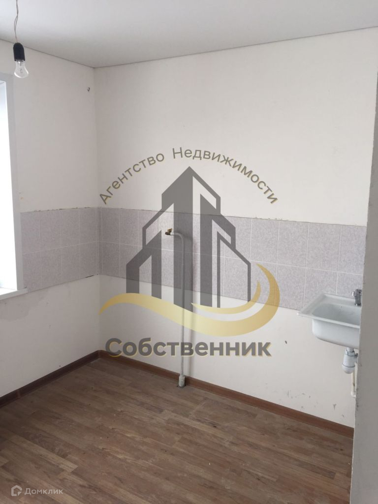 Купить 1-комнатную квартиру, 38 м² по адресу Белгородская область,  Губкинский городской округ, посёлок Троицкий, Центральная улица, 18, 5 этаж  за 1 550 000 руб. в Домклик — поиск, проверка, безопасная сделка с жильем в  офисе Сбербанка.