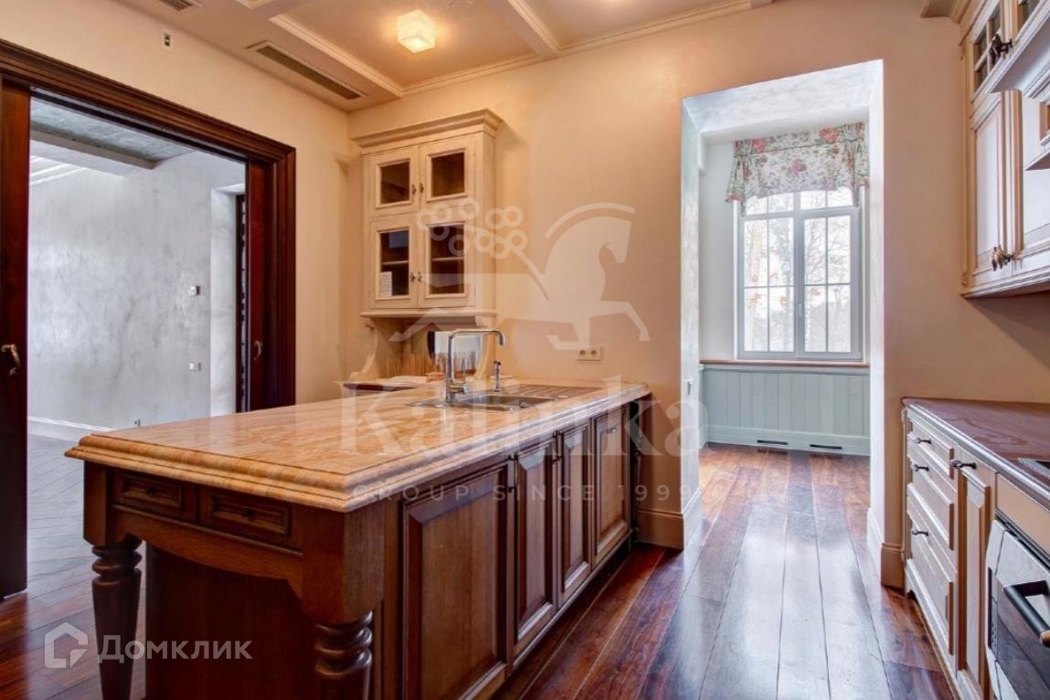 Piso de 6 habitaciones, 440 m²