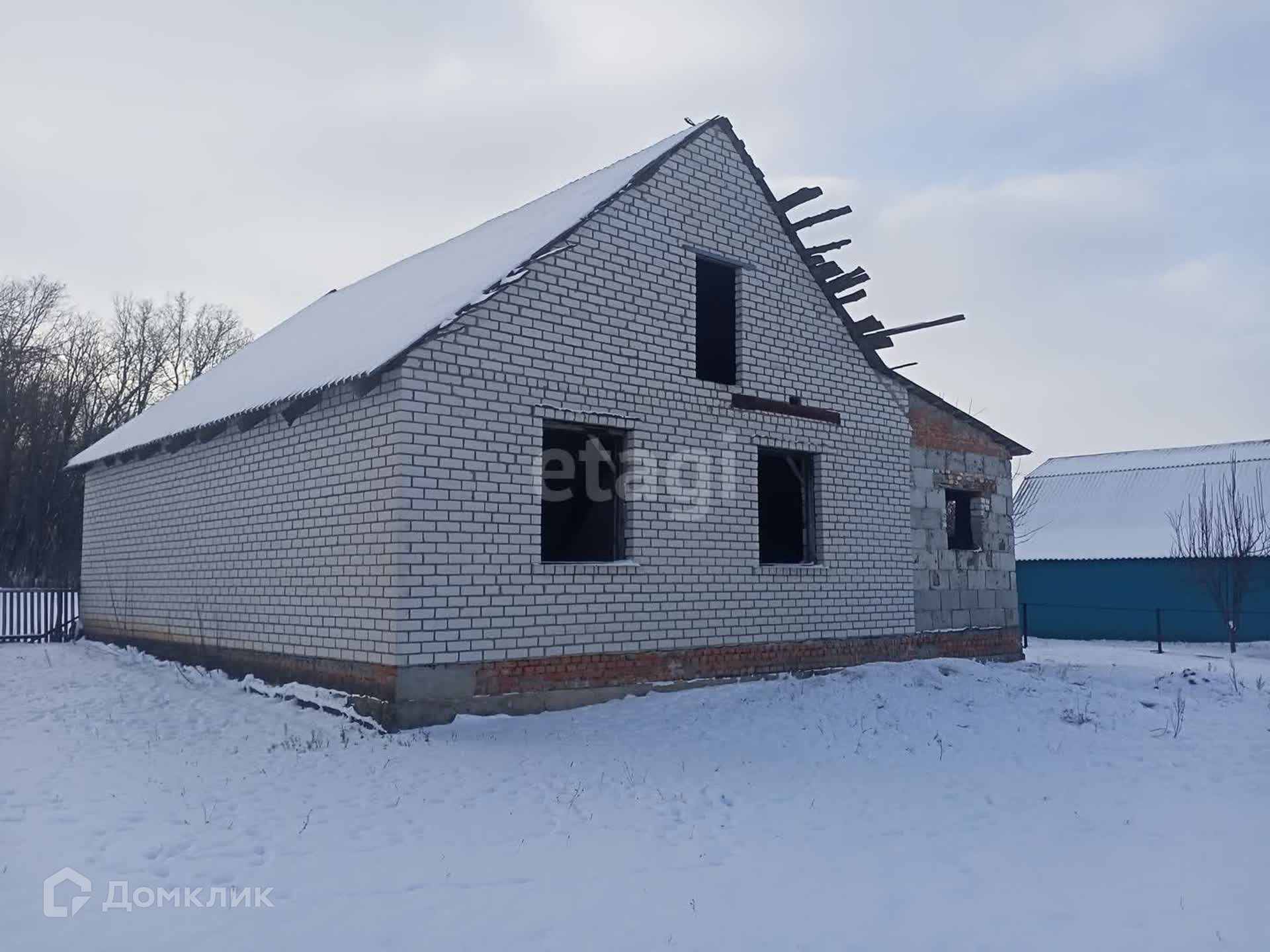 Купить дом, 122 м² по адресу Белгородская область, Вейделевский район,  посёлок Викторополь за 350 000 руб. в Домклик — поиск, проверка, безопасная  сделка с жильем в офисе Сбербанка.