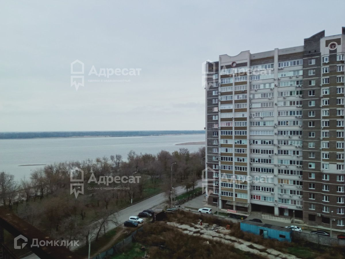 Купить 3-комнатную квартиру, 85.6 м² по адресу Волгоград, 603-й м-н ...