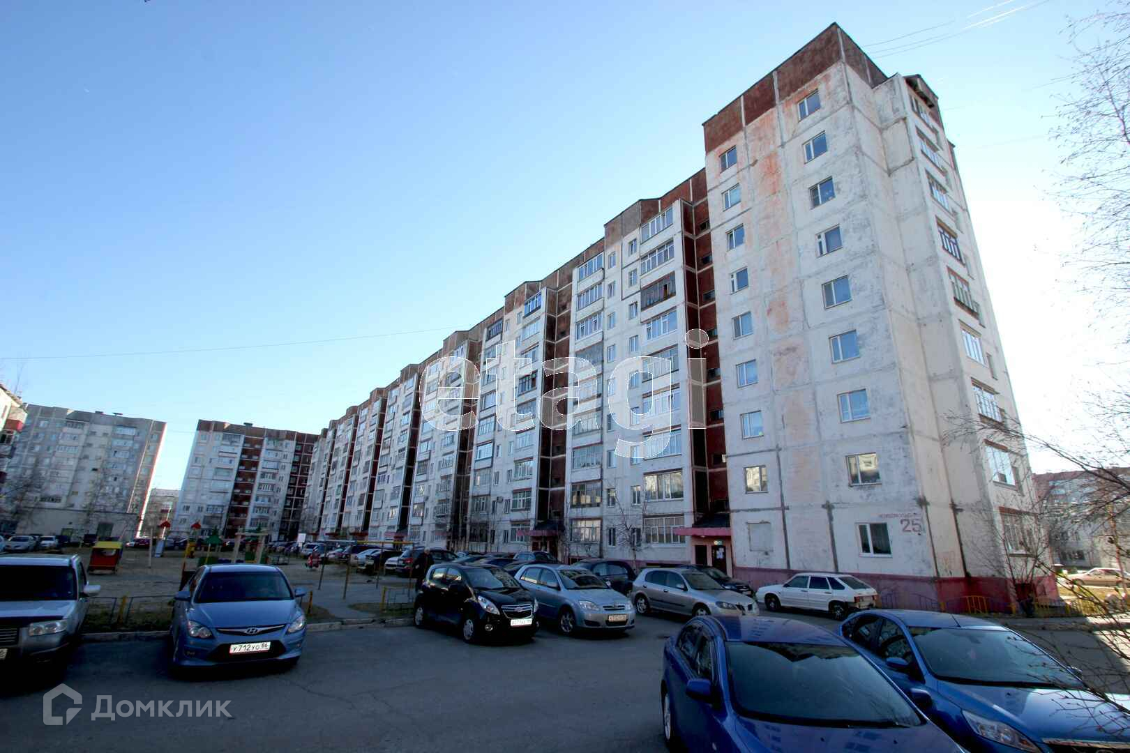 Тц новый мир сургут. Дом проспект комсомольский 13 сургут. Сургут проспект комсомольский 44/1. Пр комсомольский 13 сургут. Комсомольский 25 сургут.
