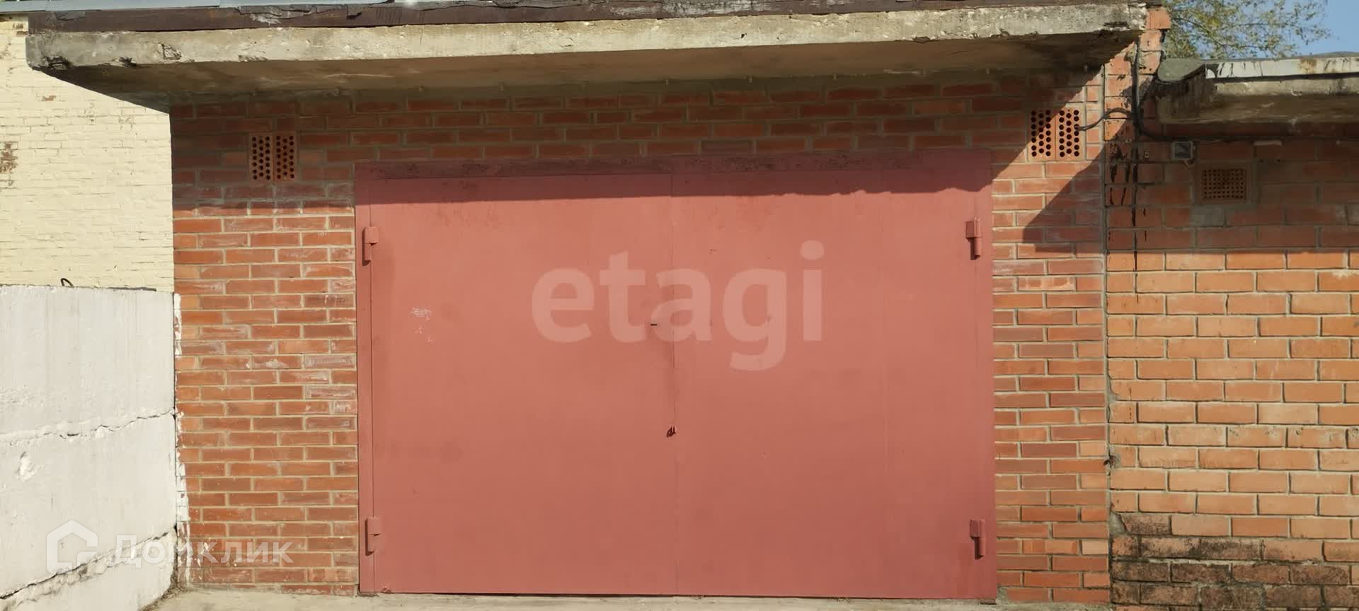 Металлический дом в Геленджик гараж