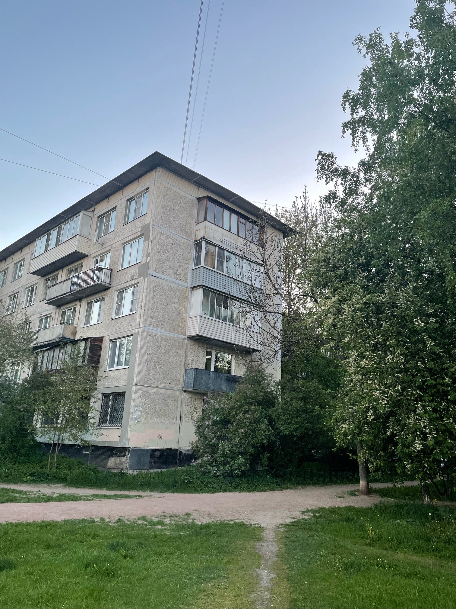 Купить 2-комнатную квартиру, 40.9 м² по адресу Санкт-Петербург, Будапештская  улица, 62, 4 этаж, метро Проспект Славы за 7 850 000 руб. в Домклик —  поиск, проверка, безопасная сделка с жильем в офисе Сбербанка.