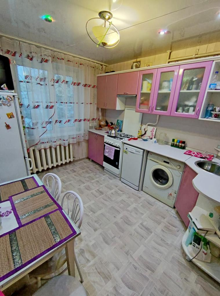 Купить 3-комнатную квартиру, 57.9 м² по адресу Хабаровский край ...