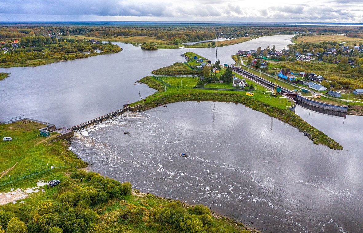 Шлюз На Реке Фото