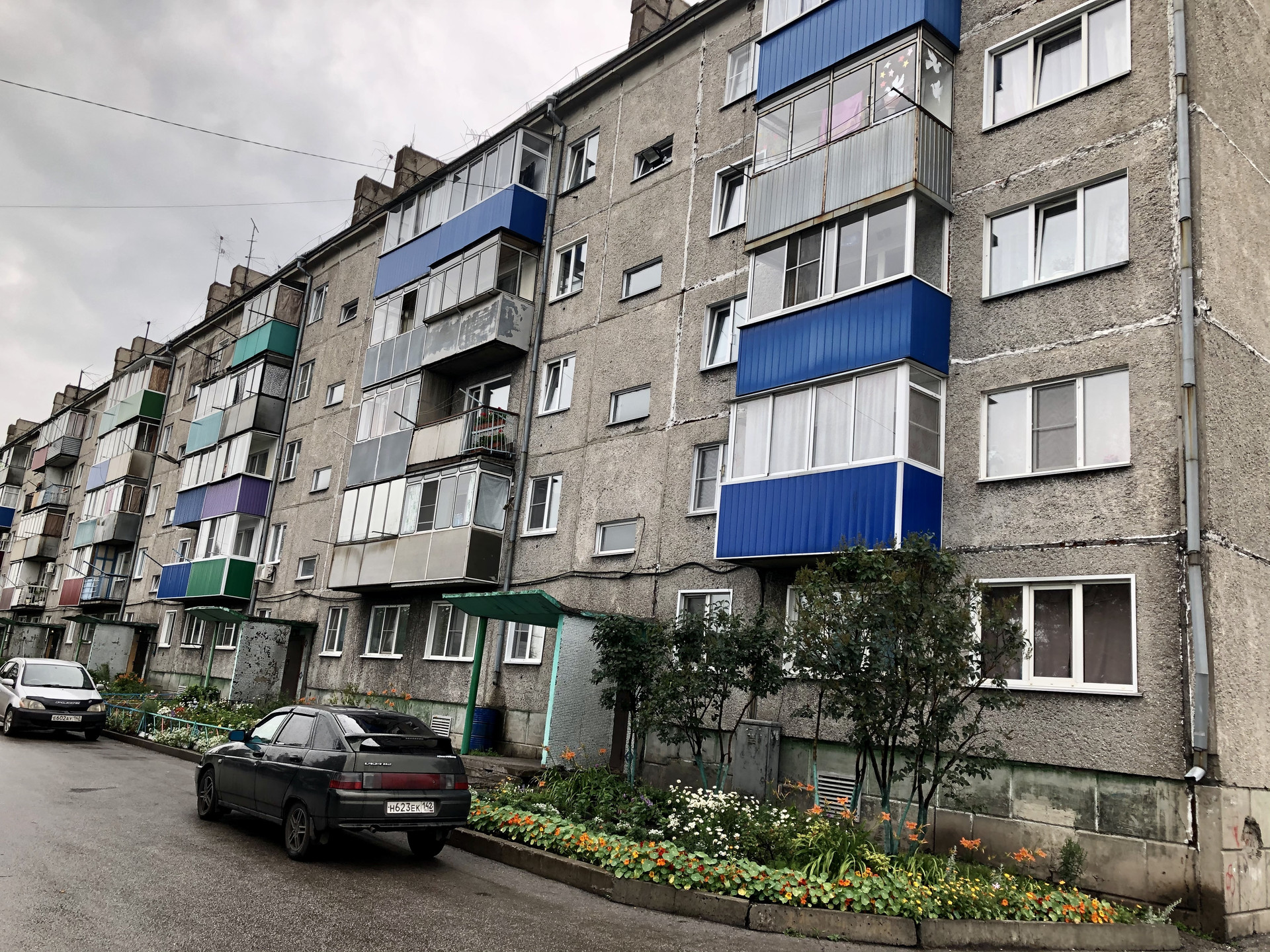 Кирпичная 7. Дома квартиры в прокопьевске. Дома квартиры в прокопьевске. Квартиры в прокопьевске. Прокопьевск, жилой дом.