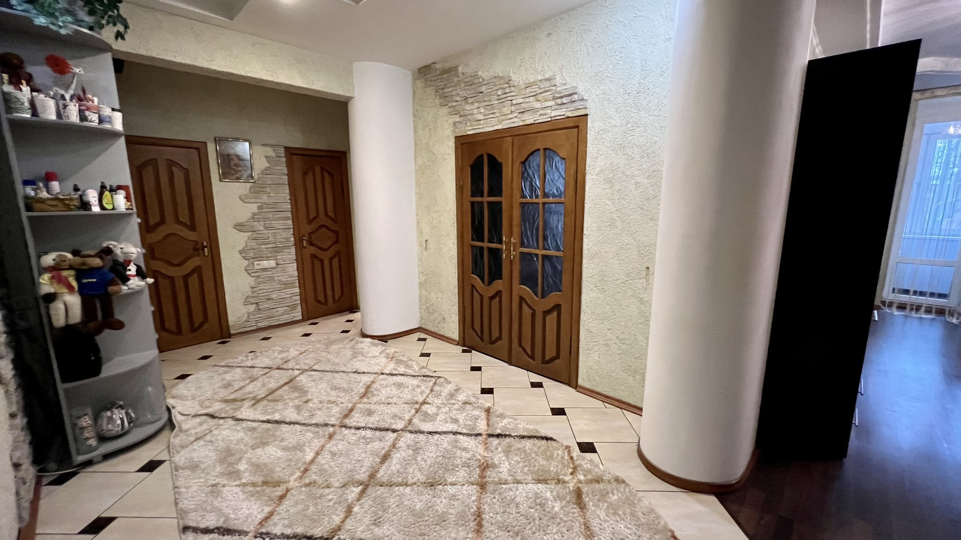 Купить 2-комнатную квартиру, 68 м² по адресу Самара, Безымянка м-н ...