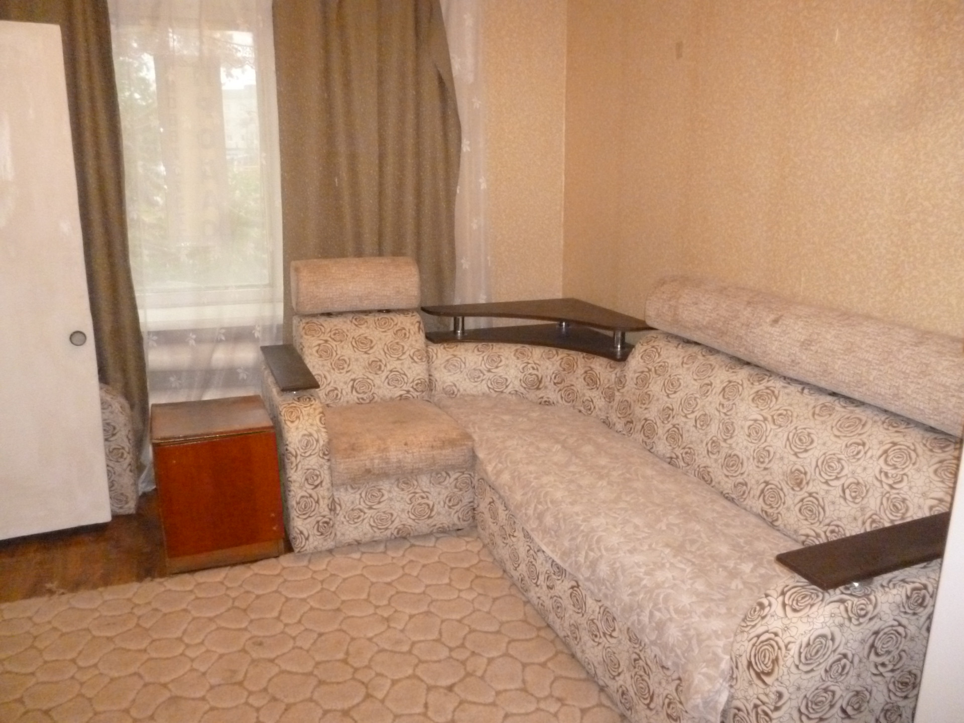 Россошь снять комнату. Продажа комнат в Россоши Воронежская область в общежитии.