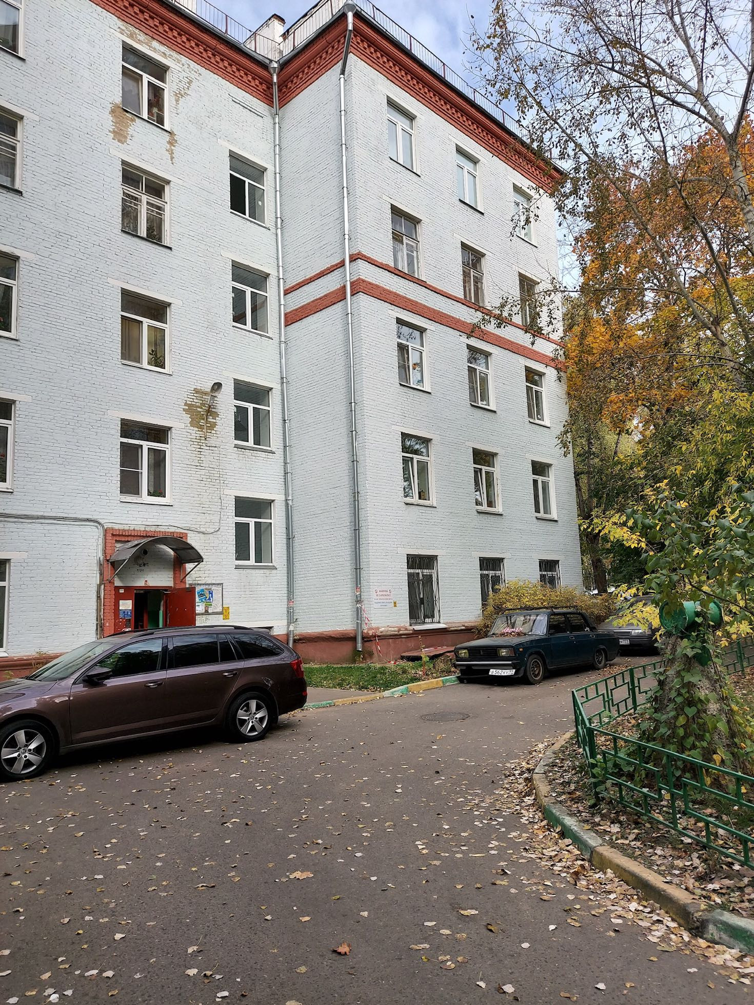 Купить 1-комнатную квартиру, 36 м² по адресу Московская область, Лыткарино,  Первомайская улица, 18/5, 5 этаж, метро Котельники за 4 000 000 руб. в  Домклик — поиск, проверка, безопасная сделка с жильем в офисе Сбербанка.