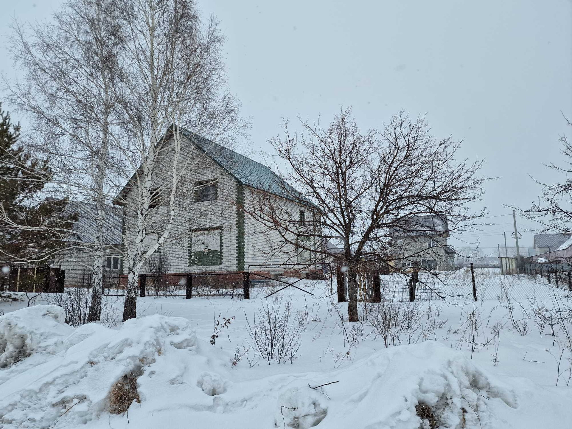 Дома поселок лесной барнаул. Поселок Лесной Барнаул. Город Барнаул поселок Лесной. Лесное Алтайский край фото 658067 пос Лесной.