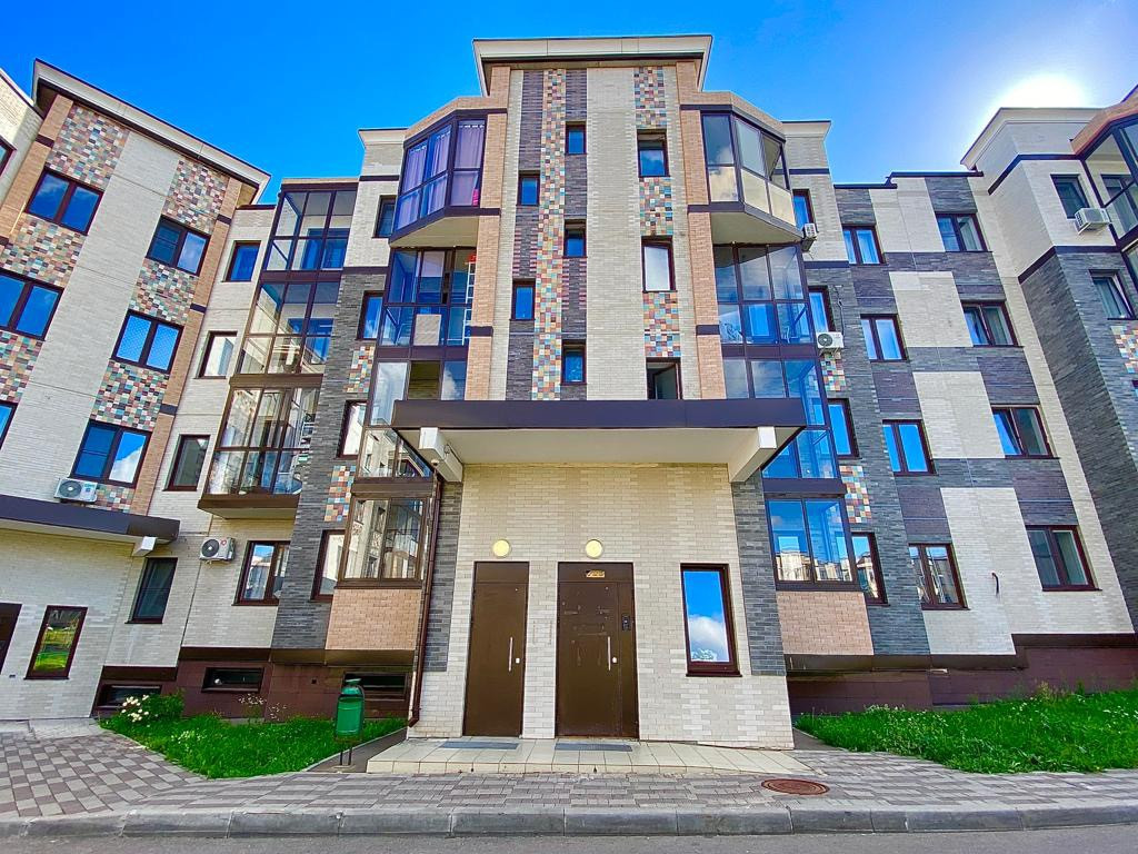 Купить 2-комнатную квартиру, 62.8 м² по адресу Московская область,  Одинцовский городской округ, деревня Митькино, Цветочная улица, 3, 2 этаж  за 6 400 000 руб. в Домклик — поиск, проверка, безопасная сделка с жильем в  офисе Сбербанка.