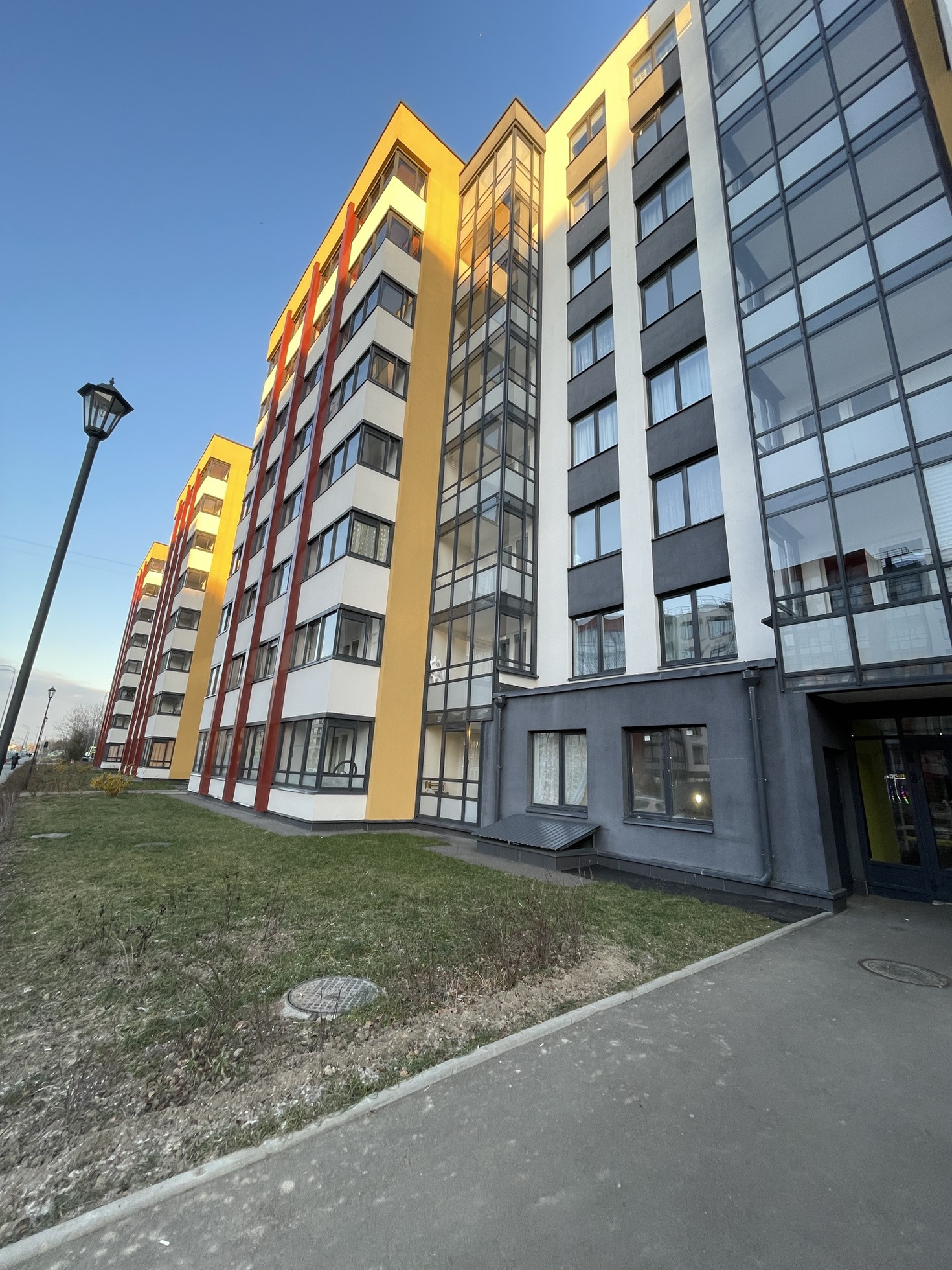 Купить 1-комнатную квартиру, 30.4 м² по адресу Санкт-Петербург, улица  Генерала Кравченко, 3к3, 3 этаж за 5 999 999 руб. в Домклик — поиск,  проверка, безопасная сделка с жильем в офисе Сбербанка.