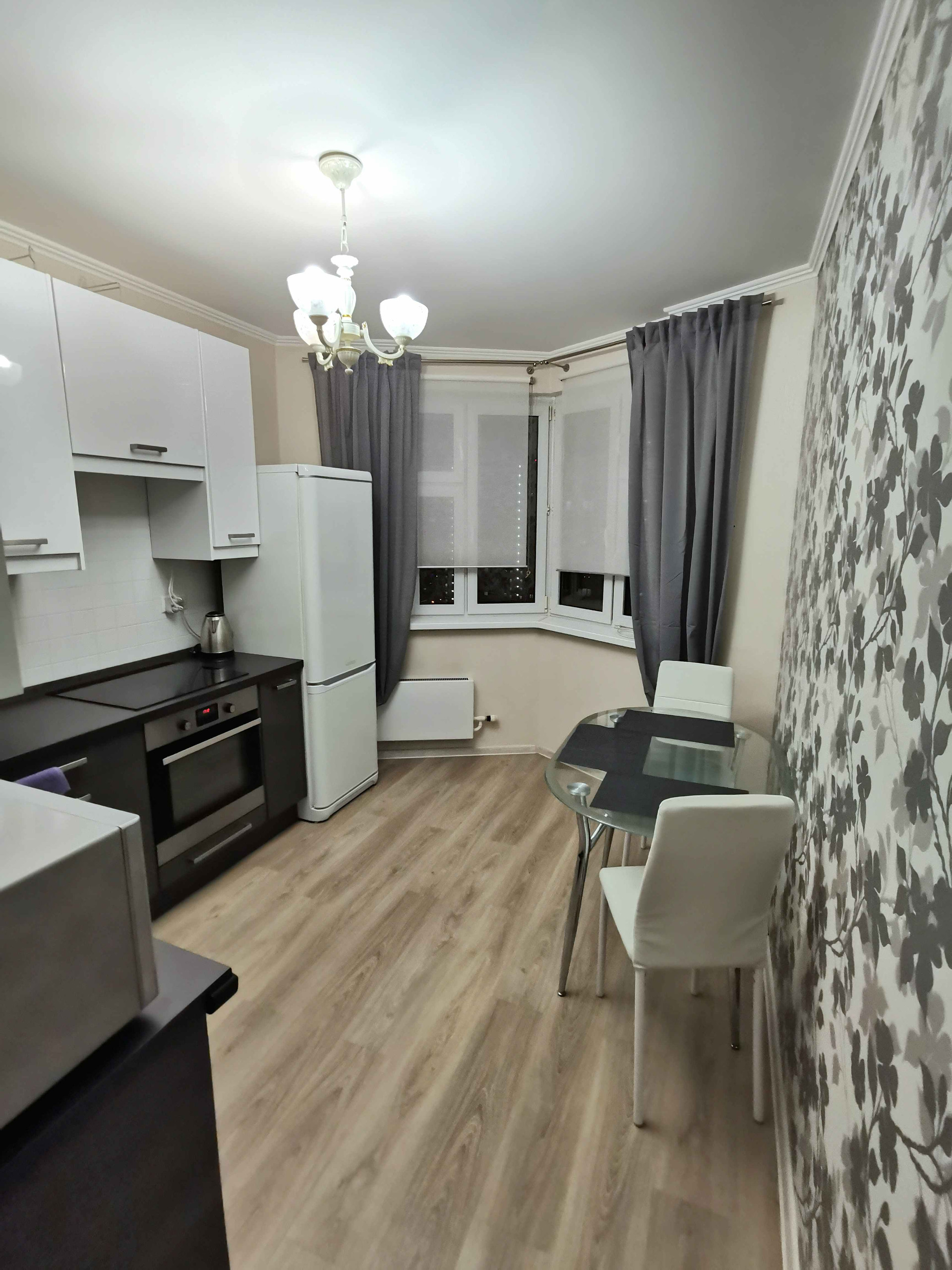 Москва, улица Лётчика Грицевца, 5 - Vista 3