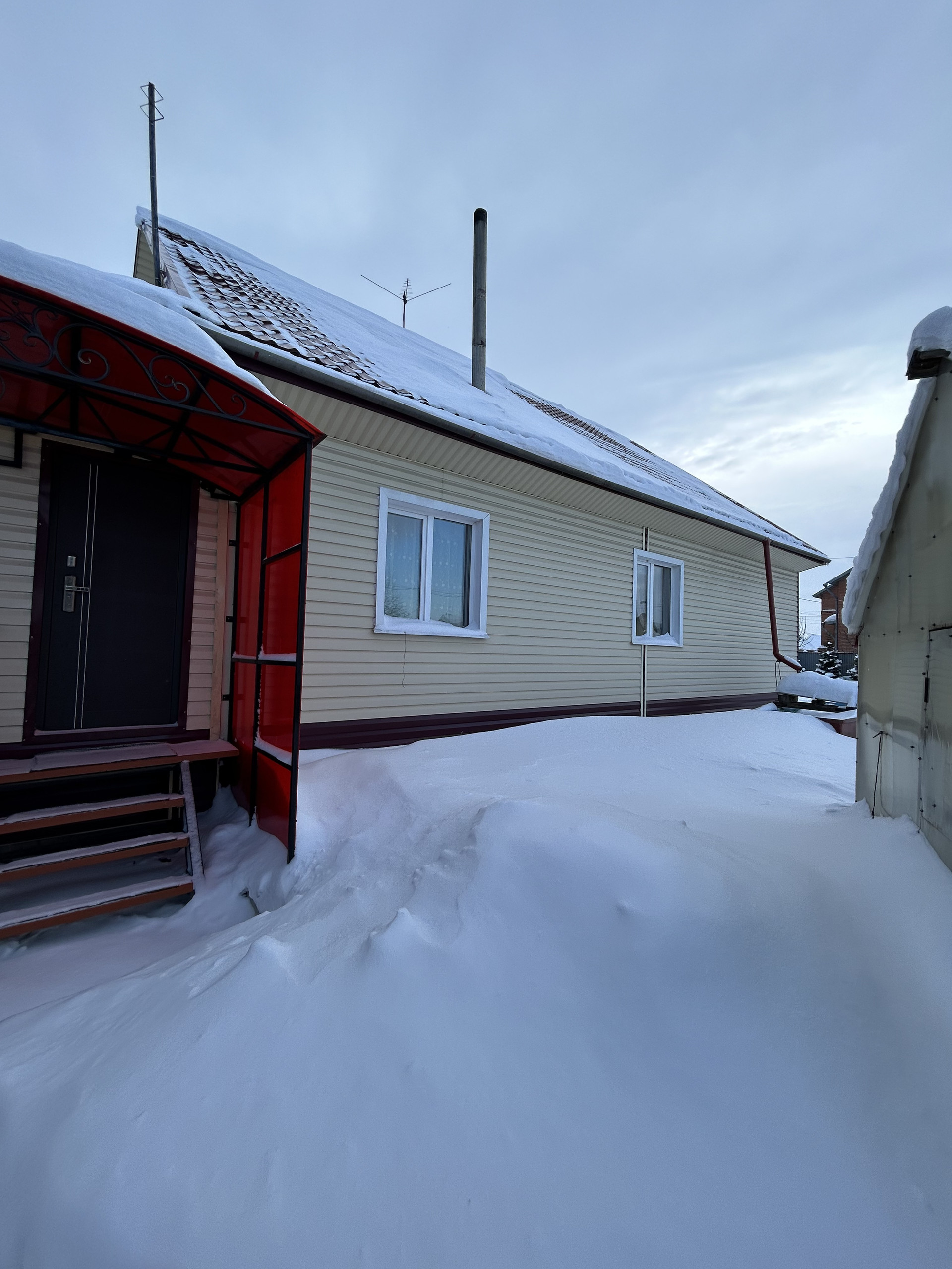 Купить дом, 130 м² по адресу Кемеровская область — Кузбасс, Белово, 4-й ...
