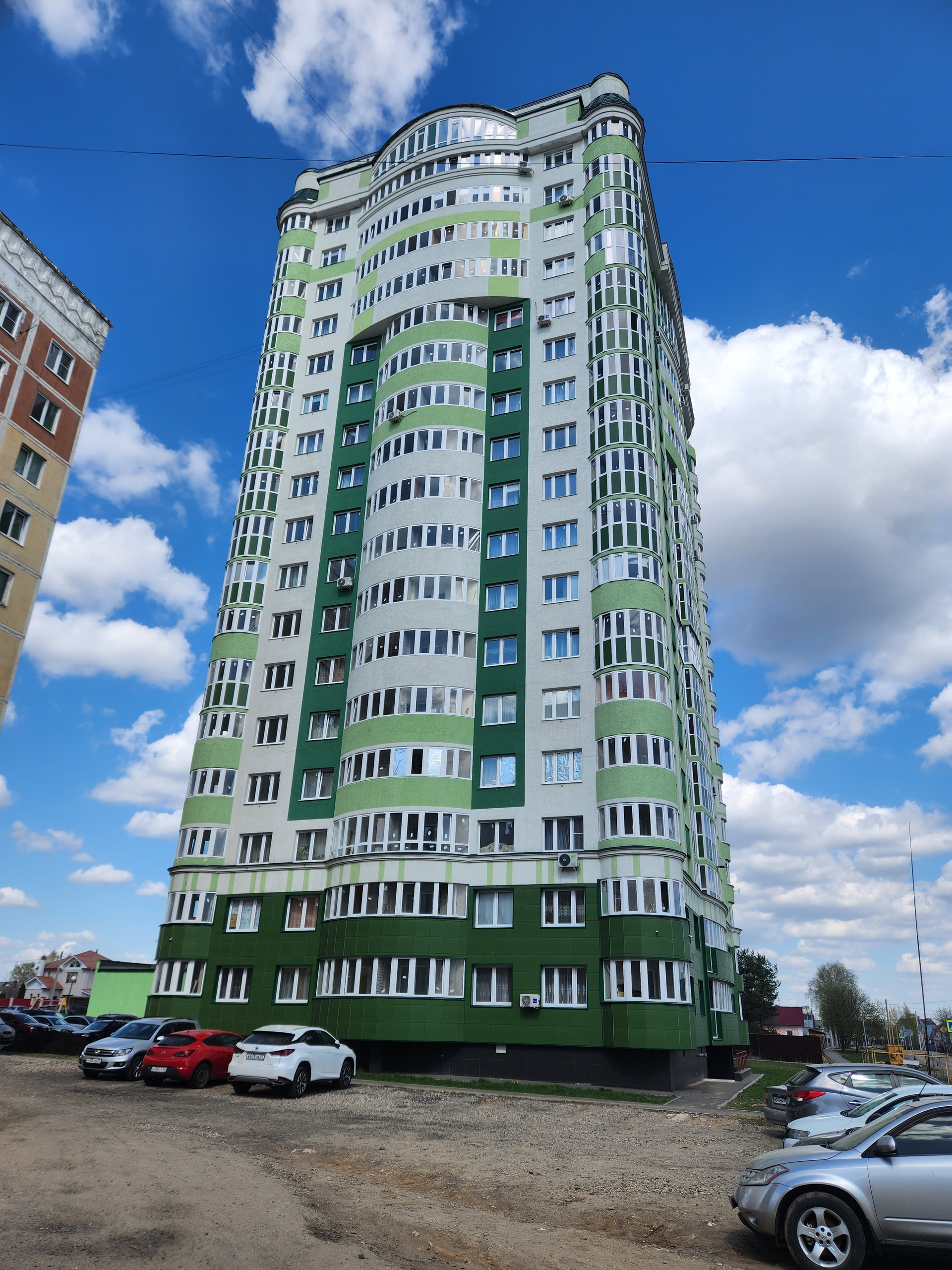 Купить 3-комнатную квартиру, 76.7 м² по адресу Иваново, Революционная  улица, 36к2, 16 этаж за 8 100 000 руб. в Домклик — поиск, проверка,  безопасная сделка с жильем в офисе Сбербанка.