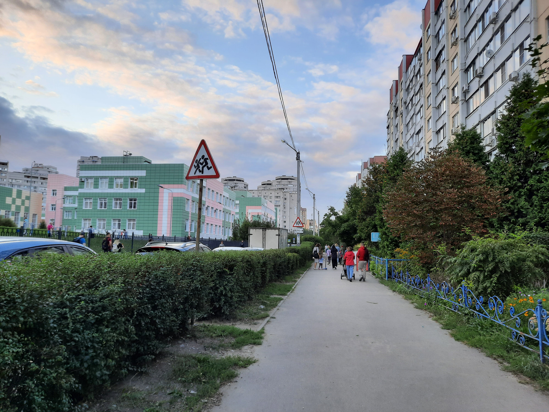 Московский проспект 100 воронеж. Московский проспект дом 98 воронеж. Московский проспект 98 воронеж. Московский проспект 98 воронеж. Воронеж московский проспект 98 панорама.