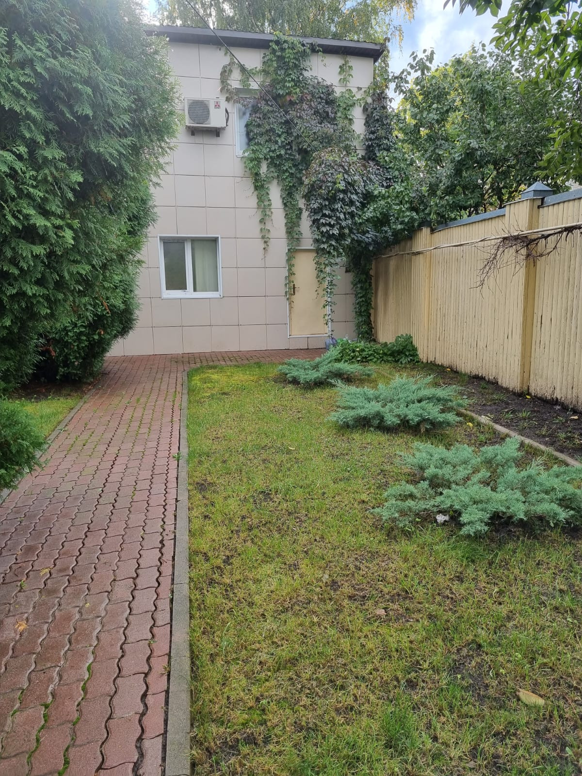 Купить дом, 250 м² по адресу Курск, Дружининская улица, 27 за 29 900 ...