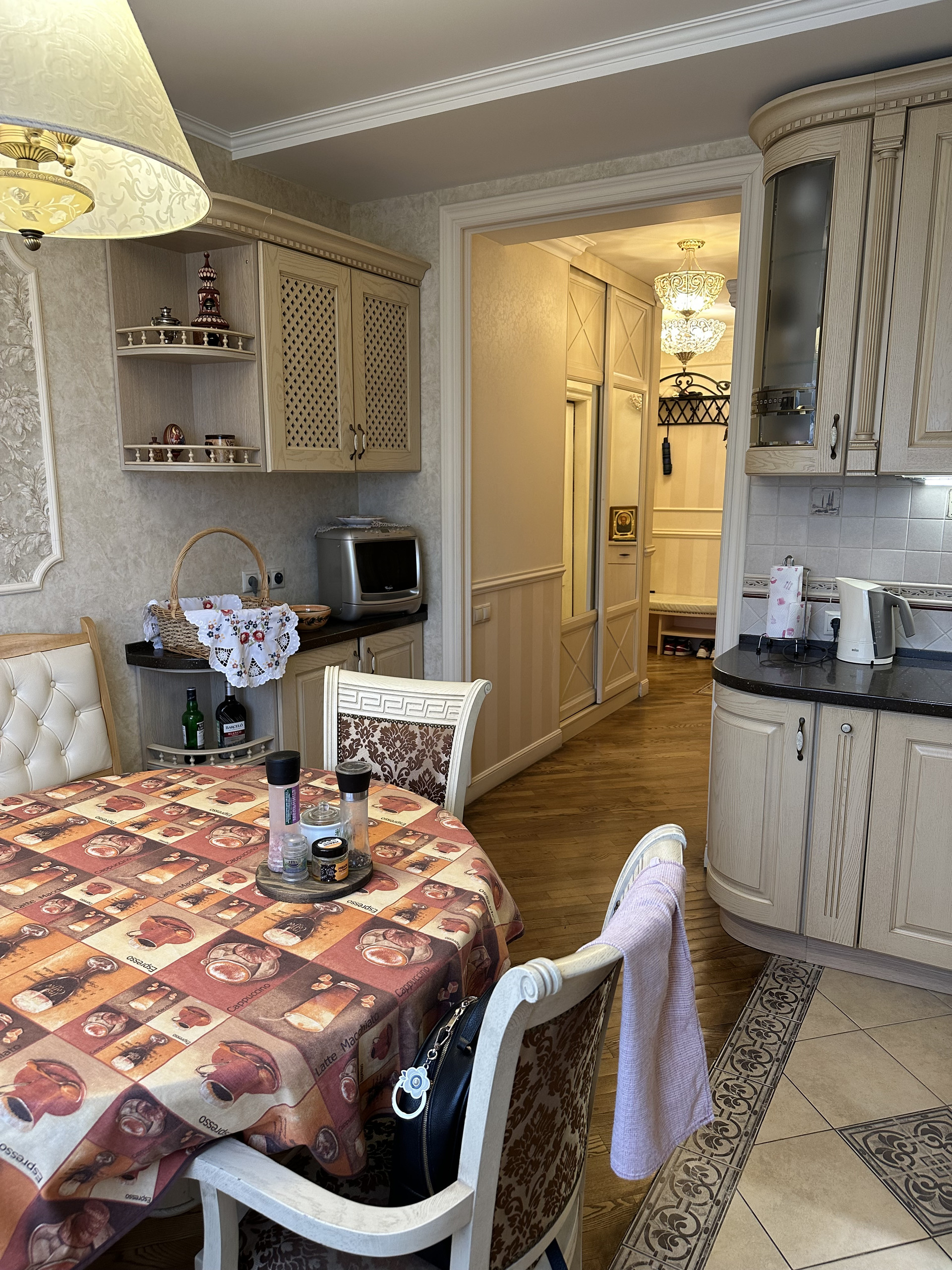 Купить 4-комнатную квартиру, 110 м² по адресу Москва, улица Барышиха ...