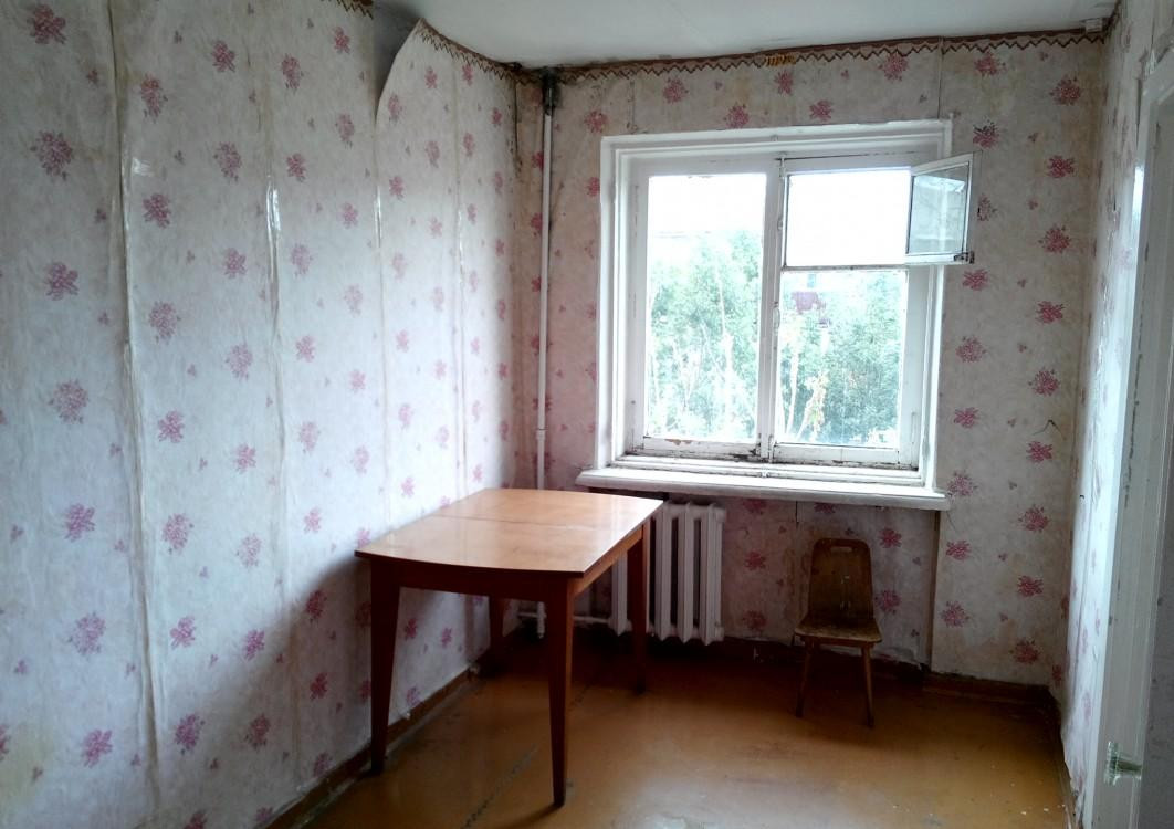 Фото комнаты в хрущевке без ремонта Купить 2-комнатную квартиру, 45 м² по адресу Челябинск, улица Первой Пятилетки, 