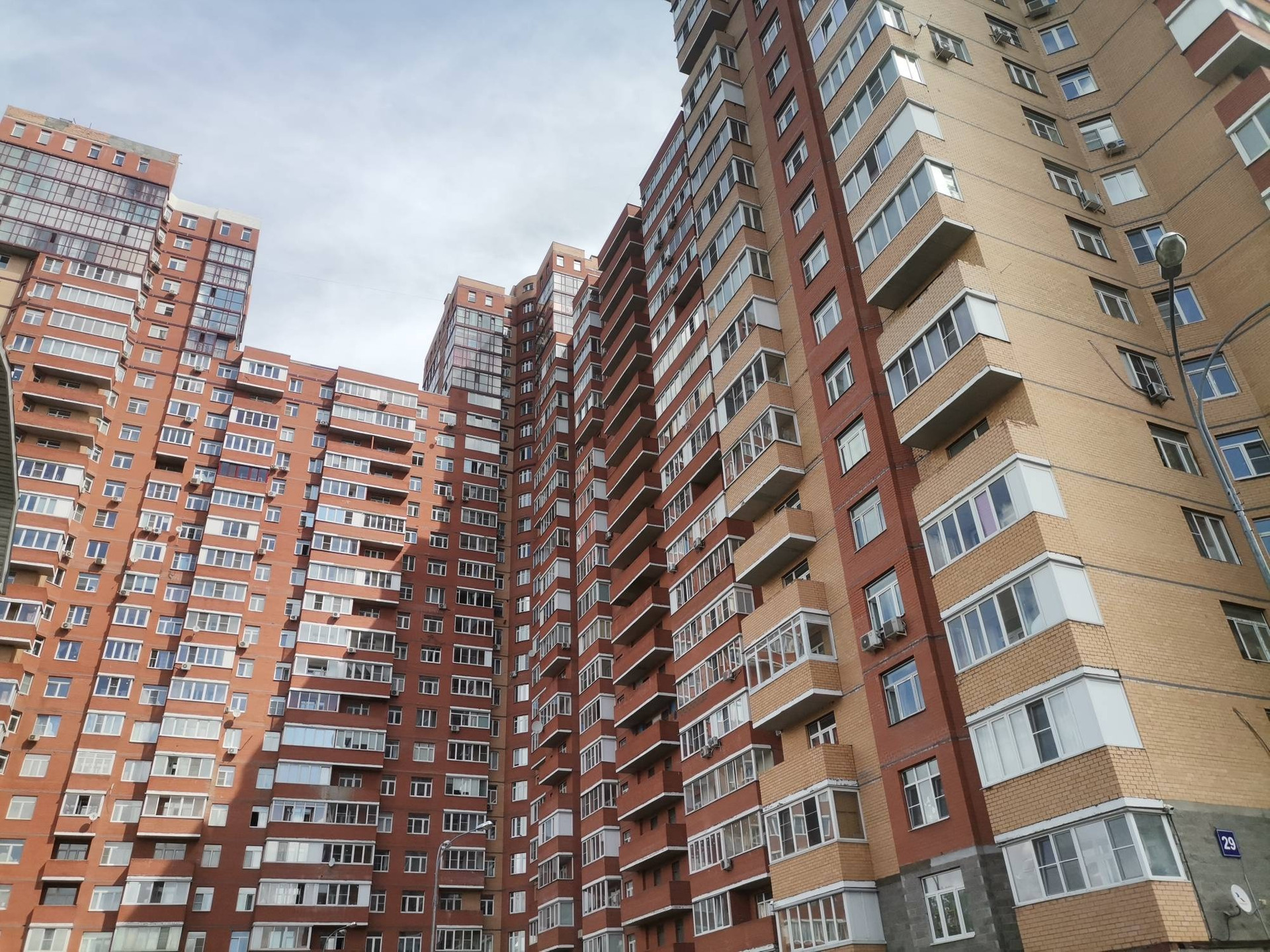 Купить 1-комнатную квартиру, 45.1 м² по адресу Московская область, Балашиха,  микрорайон Гагарина, 29, 5 этаж за 5 900 000 руб. в Домклик — поиск,  проверка, безопасная сделка с жильем в офисе Сбербанка.