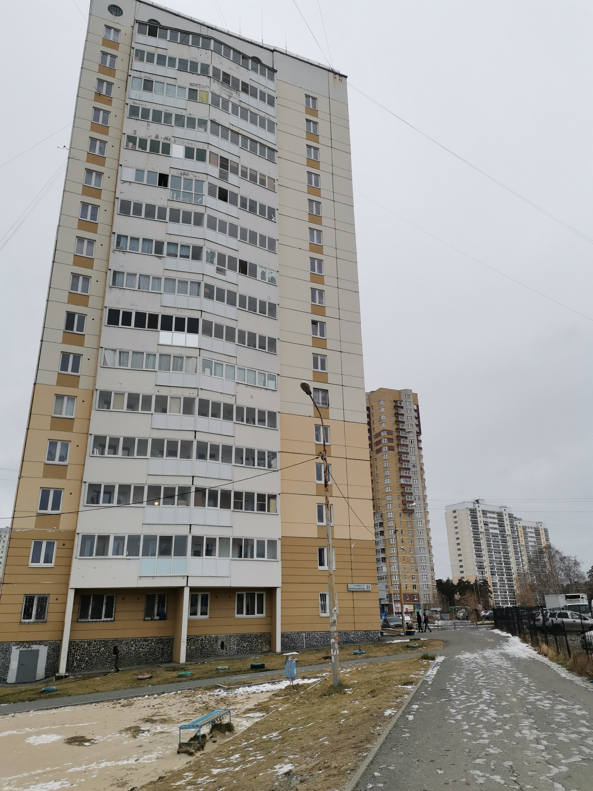 Купить 1-комнатную квартиру, 39 м² по адресу Свердловская область,  Екатеринбург, Билимбаевская улица, 25к5, 12 этаж за 2 990 000 руб. в  Домклик — поиск, проверка, безопасная сделка с жильем в офисе Сбербанка.