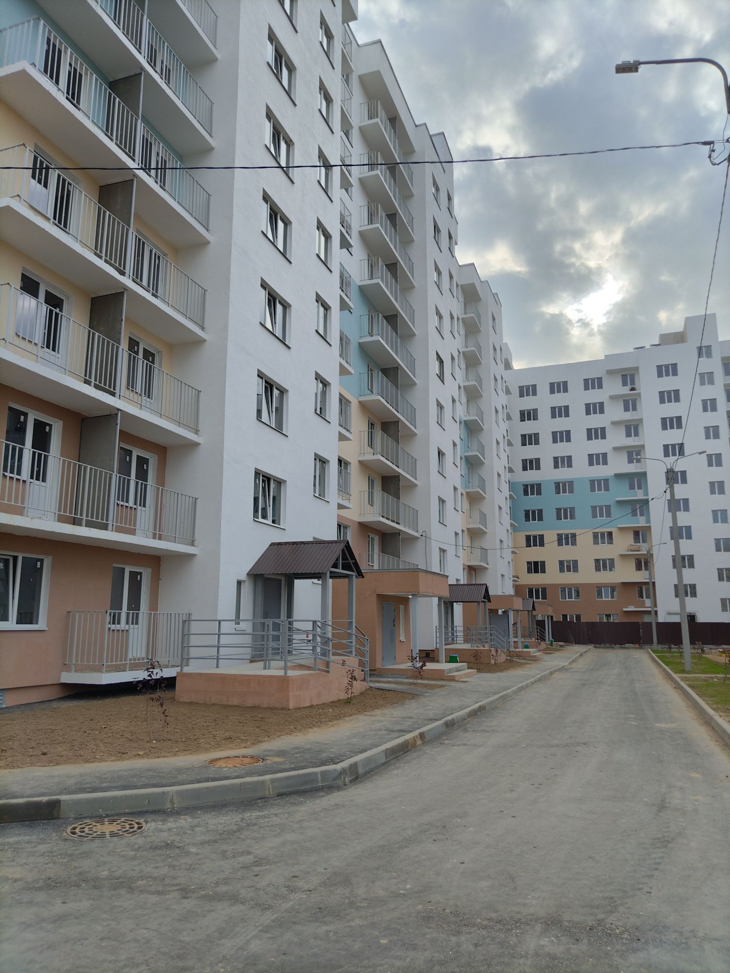 Купить 2-комнатную квартиру, 69.1 м² по адресу Ярославль, 12-й м-н, Брагинская, 