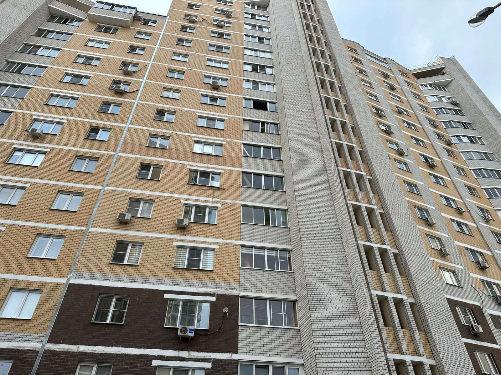 Купить 3-комнатную квартиру, 71.4 м² по адресу Липецк, 23-й, улица Стаханова, 29