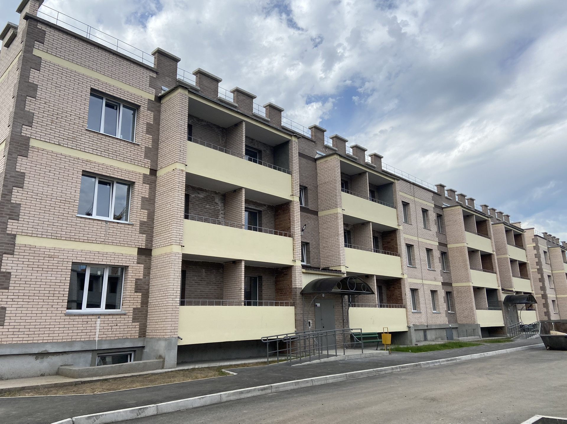 Купить 1-комнатную квартиру, 35 м² по адресу Республика Хакасия, Абакан,  микрорайон Нижняя Согра, улица Будённого, 74Ик1, 1 этаж за 1 700 000 руб. в  Домклик — поиск, проверка, безопасная сделка с жильем в офисе Сбербанка.