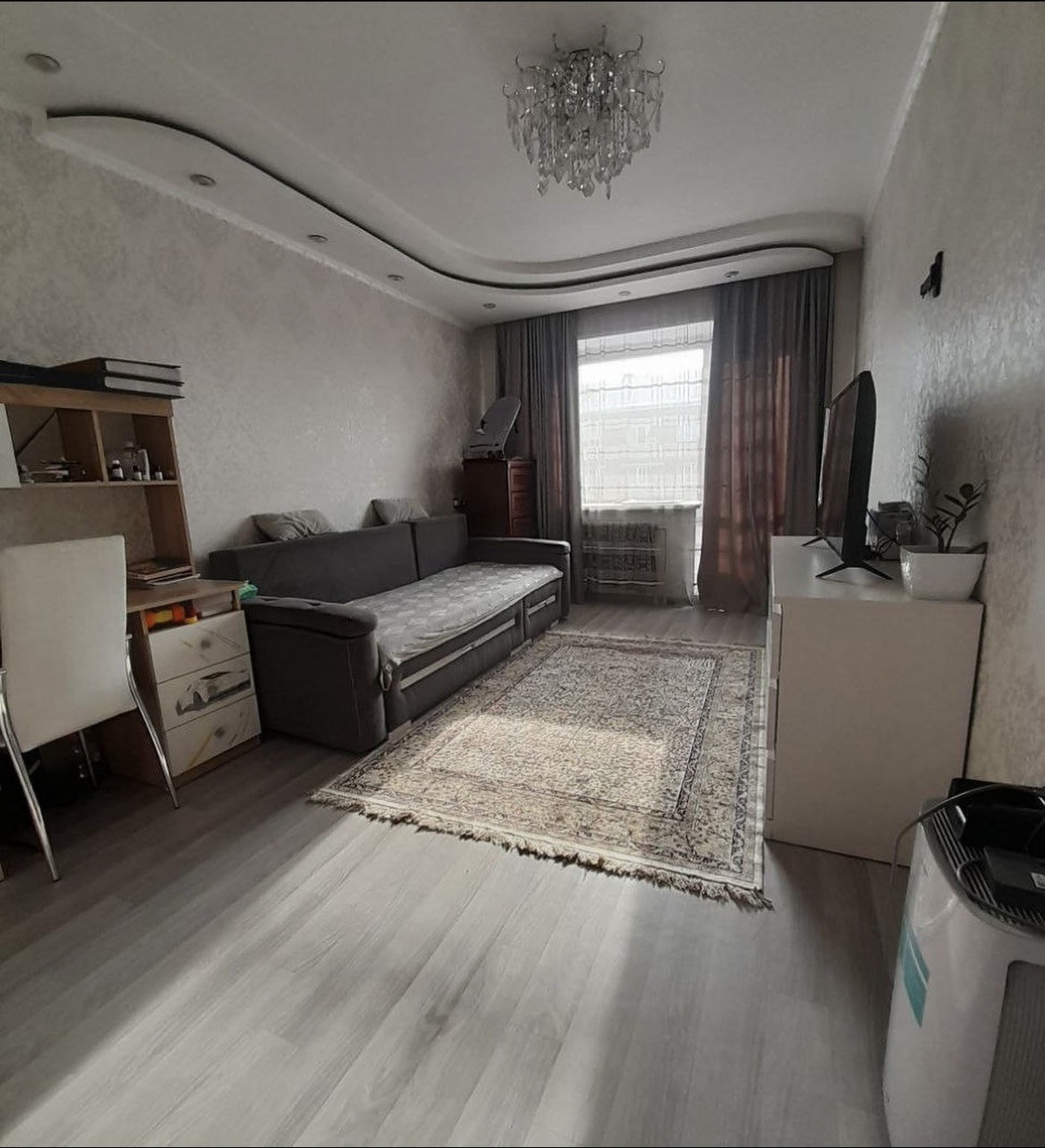 Купить 1-комнатную квартиру, 42.4 м² по адресу Республика Тыва, Кызыл,  микрорайон Энергетиков, 11, 2 этаж за 5 500 000 руб. в Домклик — поиск,  проверка, безопасная сделка с жильем в офисе Сбербанка.