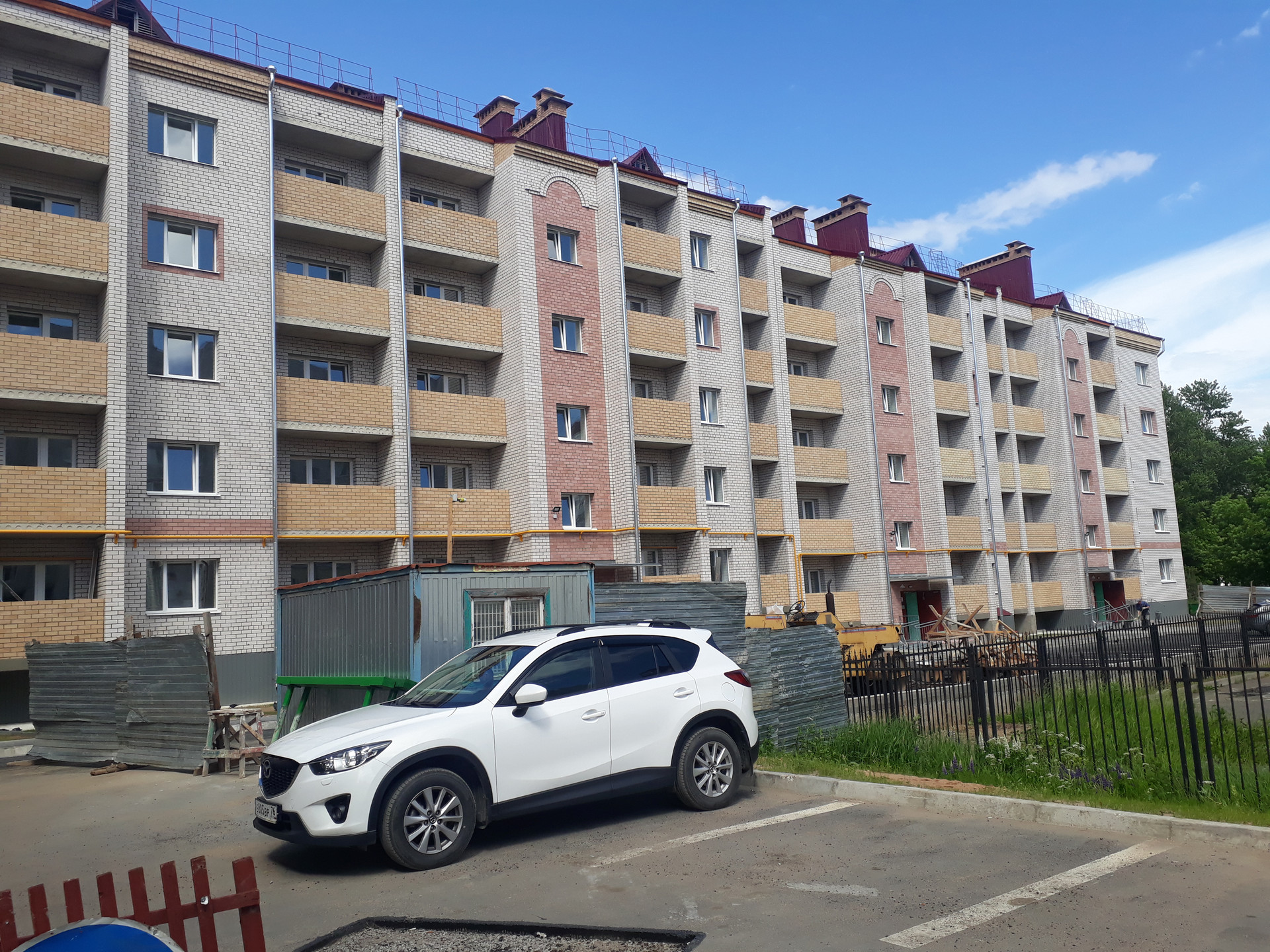 Купить 2-комнатную квартиру, 66.2 м² по адресу Ярославская область,  Рыбинск, Центральный планировочный район, посёлок Северный, улица Баженова,  1А, 5 этаж за 5 800 000 руб. в Домклик — поиск, проверка, безопасная сделка  с жильем в офисе Сбербанка.