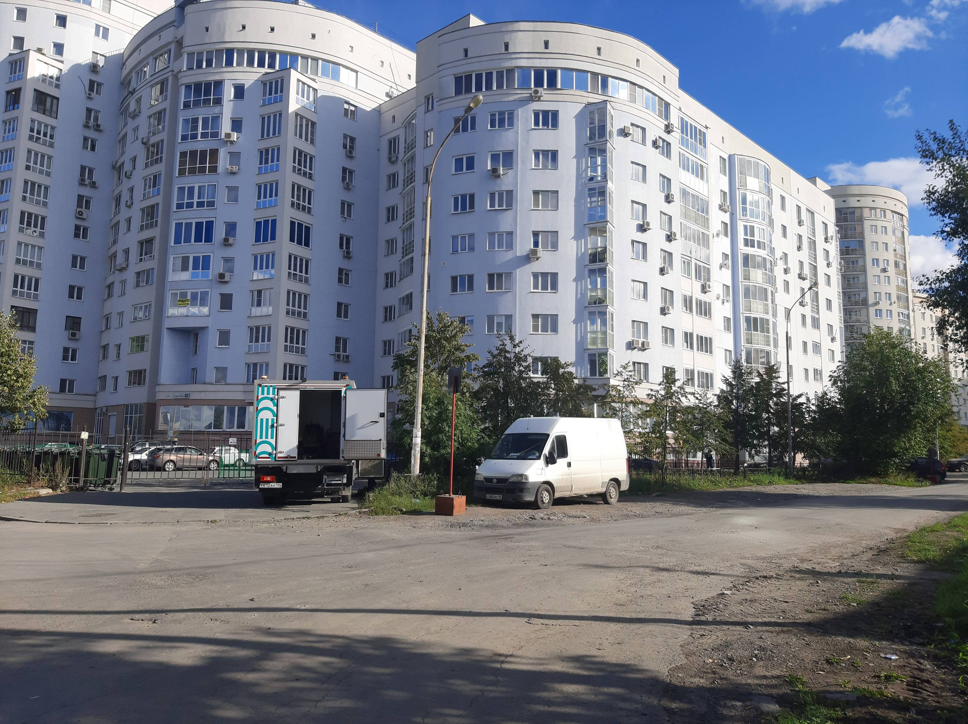 Купить 1-комнатную квартиру, 42.7 м² по адресу Свердловская область,  Екатеринбург, улица Фролова, 31, 9 этаж за 6 950 000 руб. в Домклик —  поиск, проверка, безопасная сделка с жильем в офисе Сбербанка.