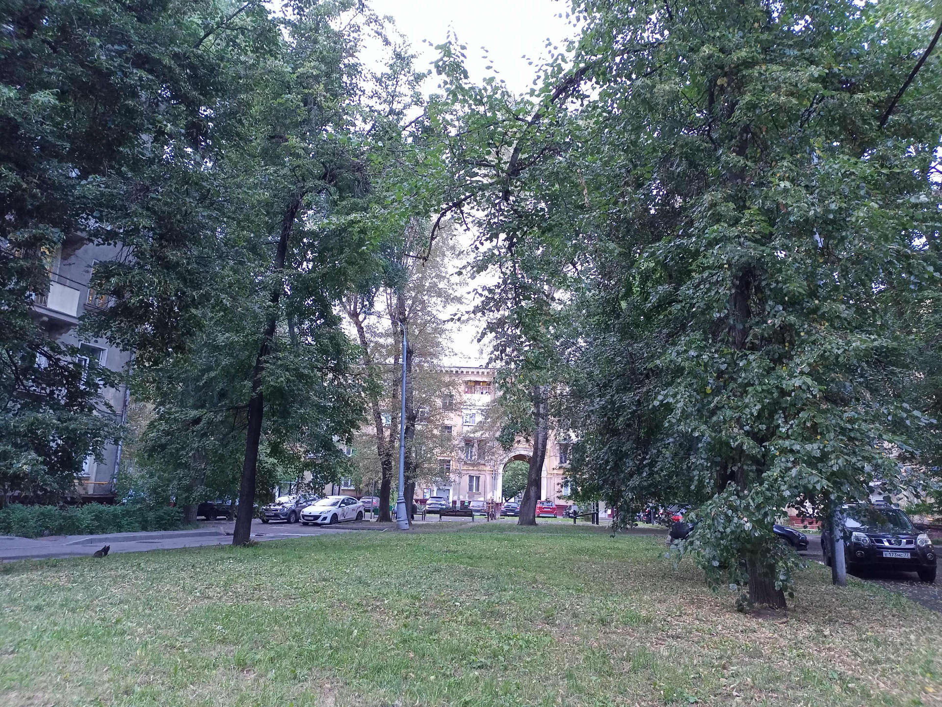 Москва, Саратовская улица, 10 к2 - Aanzicht 3