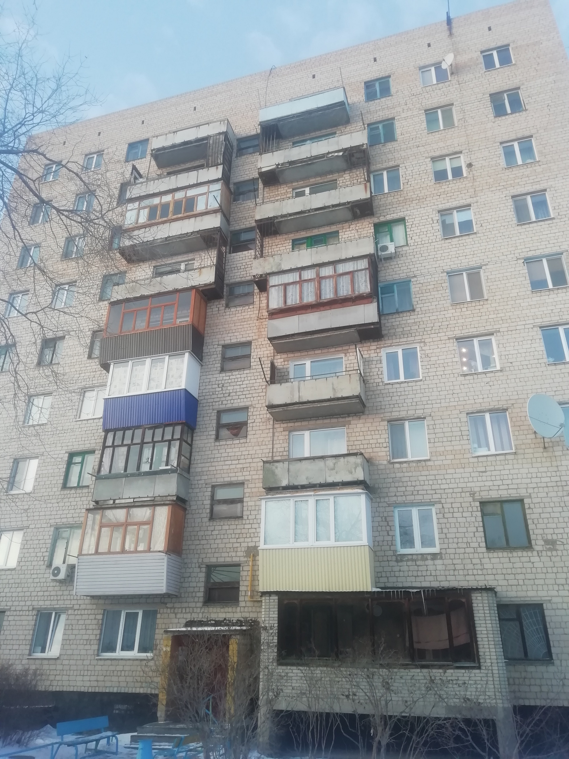 Купить 3-комнатную квартиру, 60.1 м² по адресу Оренбургская область,  Новоорский район, Энергетикский поссовет, посёлок Энергетик, 71, 9 этаж за  450 000 руб. в Домклик — поиск, проверка, безопасная сделка с жильем в  офисе Сбербанка.