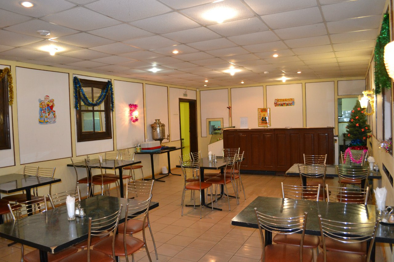 общепит вологда. пообедать в вологде. вологда кафе пушкинская. кафе красный строитель. горького 91 вологда фото.