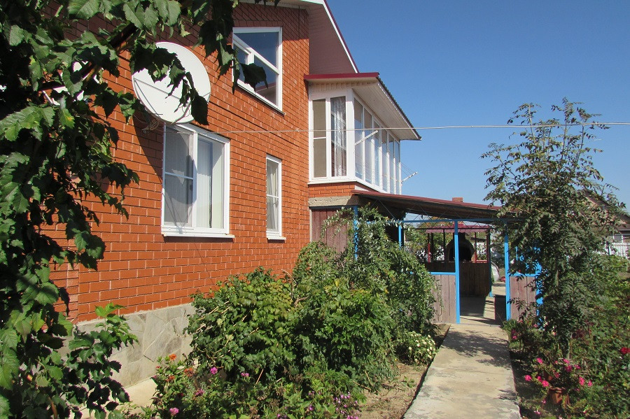 Поселок ахтырский краснодарский. Благовещенская (краснодарский край). Абинск с улицами и домами. Абинск с улицами и домами. Население города абинска краснодарского края.