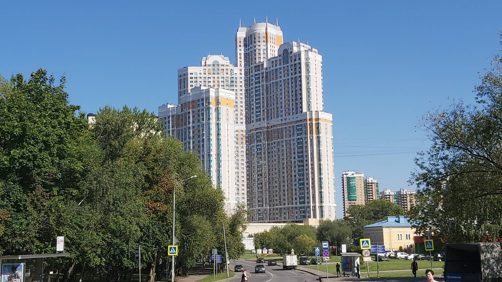 44 этаж. Михневская улица. ЖК Загорье Михневская 8. Москва, ул. Михневская, д. 8. Михневская 6